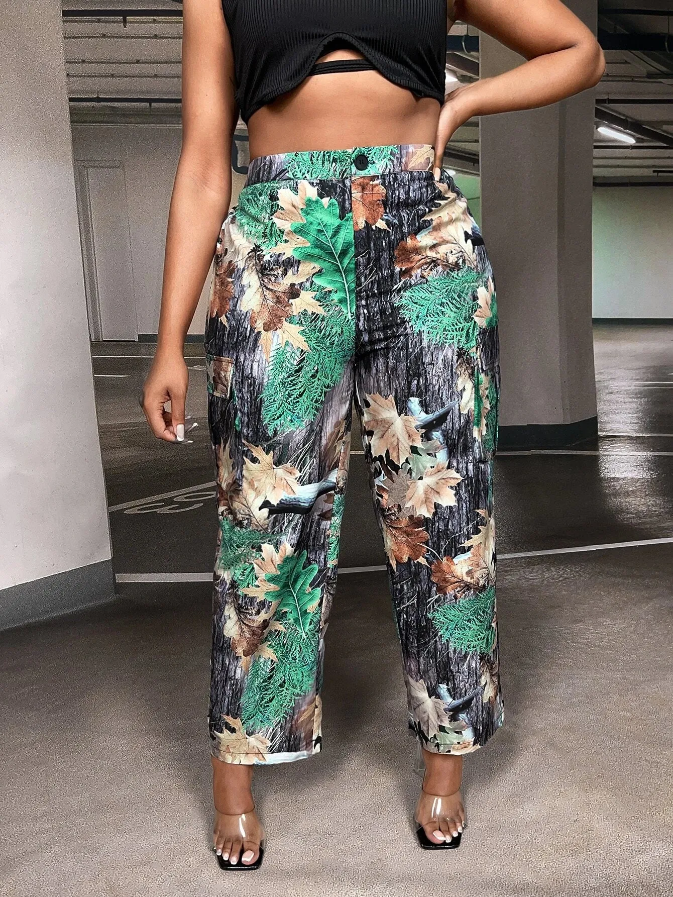 Allover Print Flap Pocket Side Cargo Pants