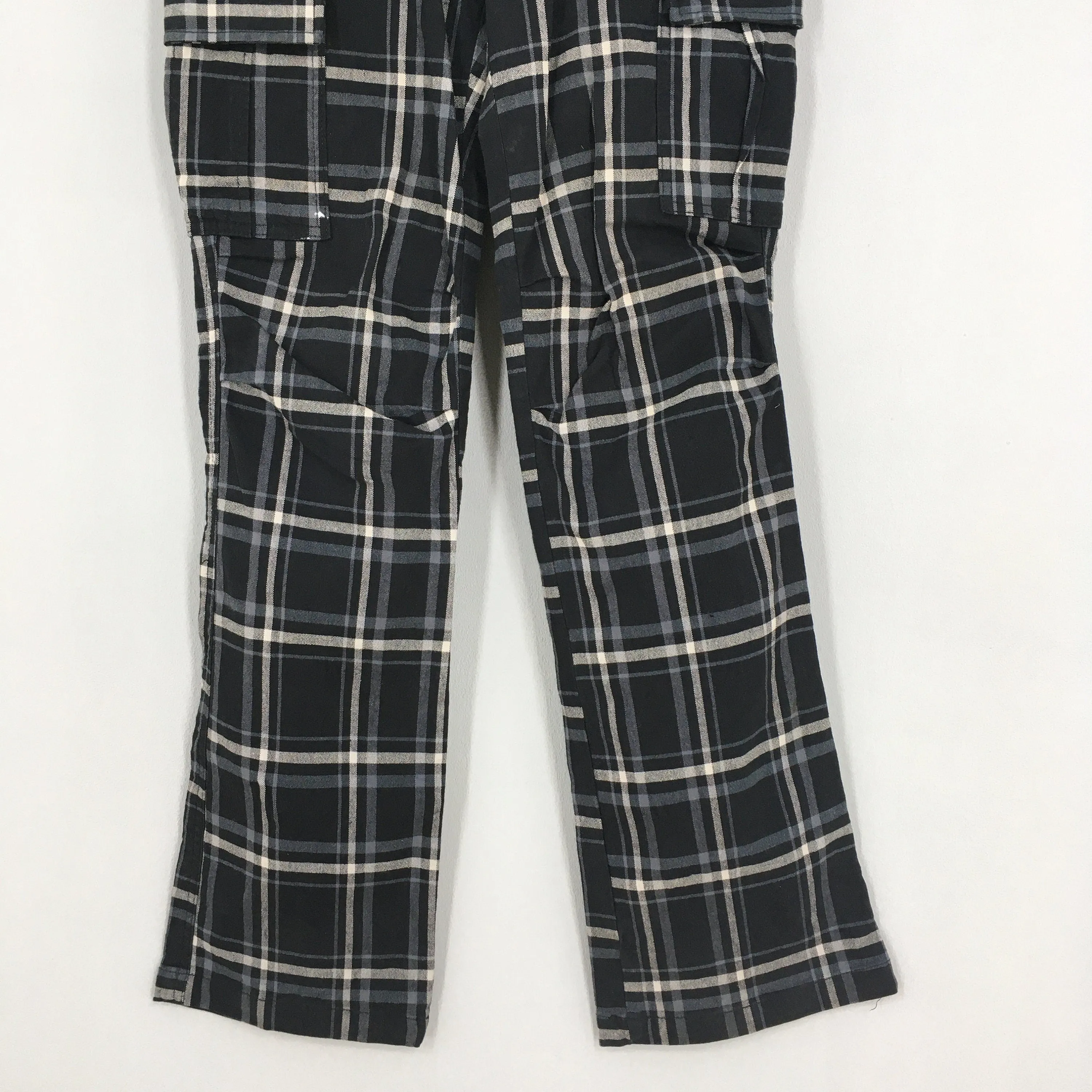 Bee Bell Japan Cargo Pants Tartan Size 32x31