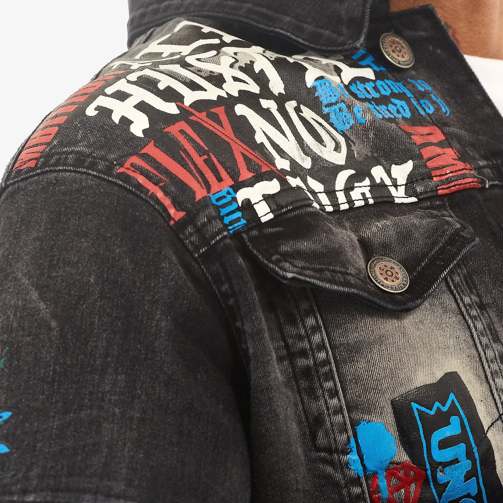 BLACK JACKET W/ PRINTS & ROSE EMBROIDERY