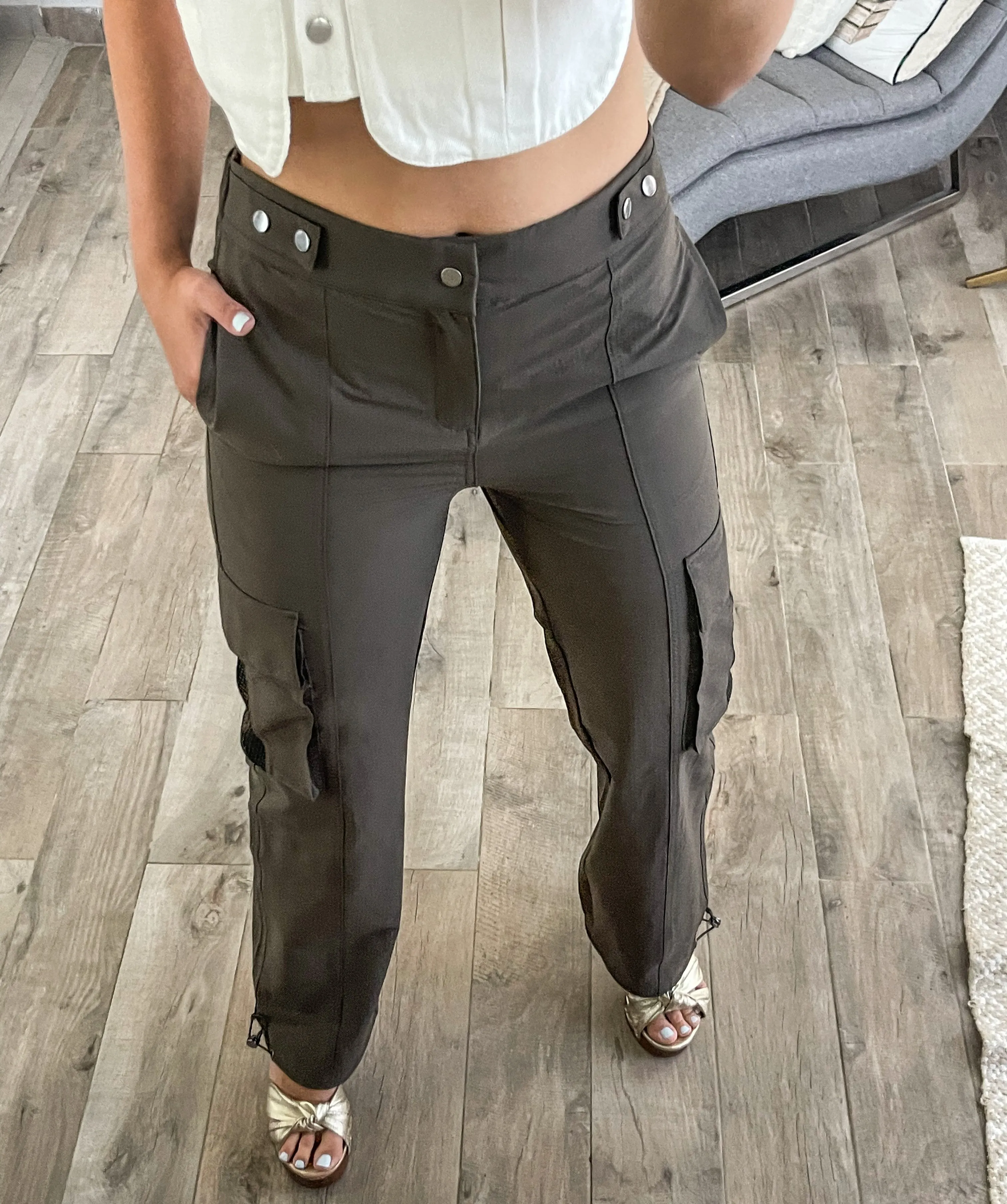DARK OLIVE CARGO PANTS