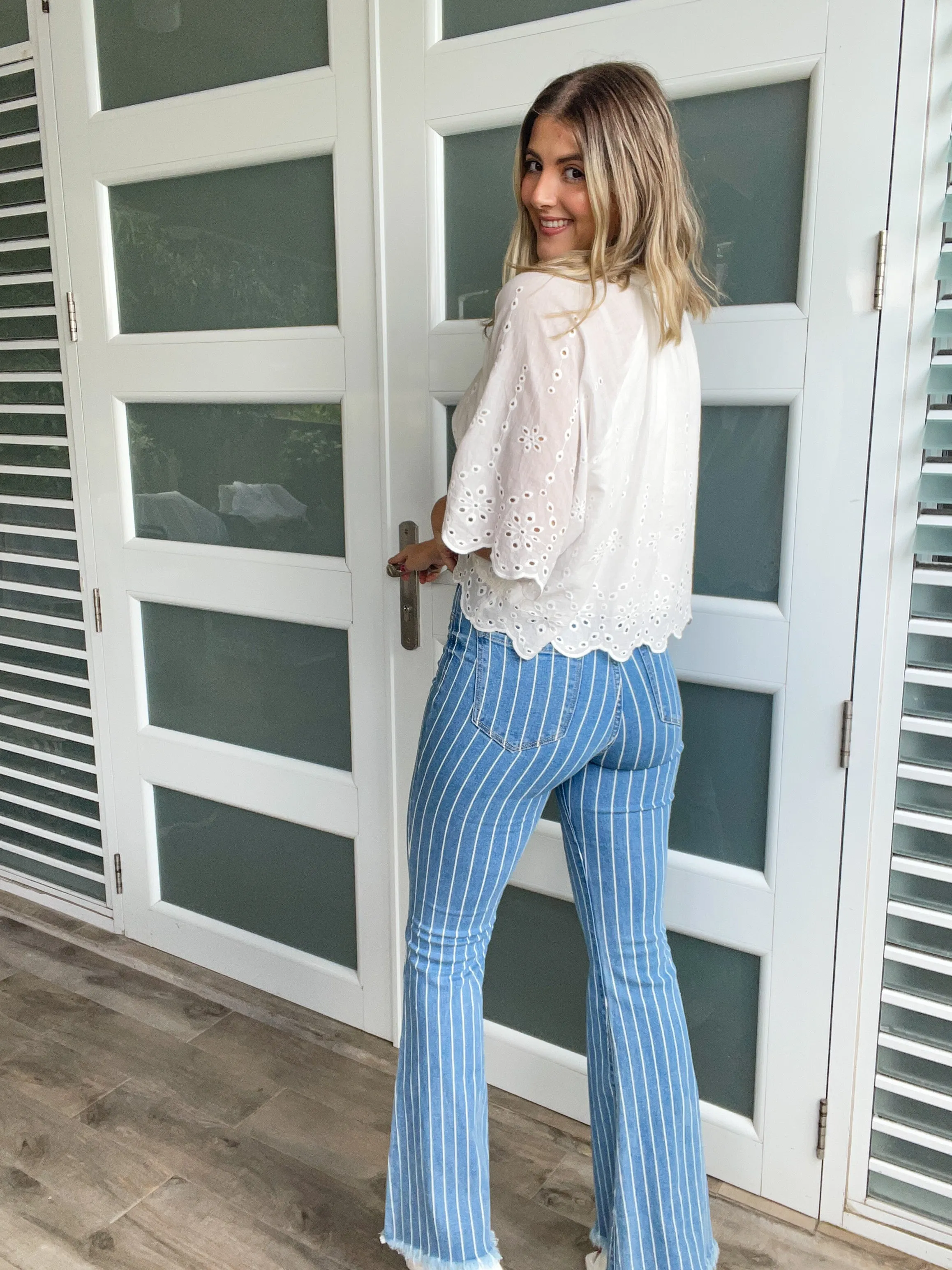 DENIM STRIPED FLARE JEANS