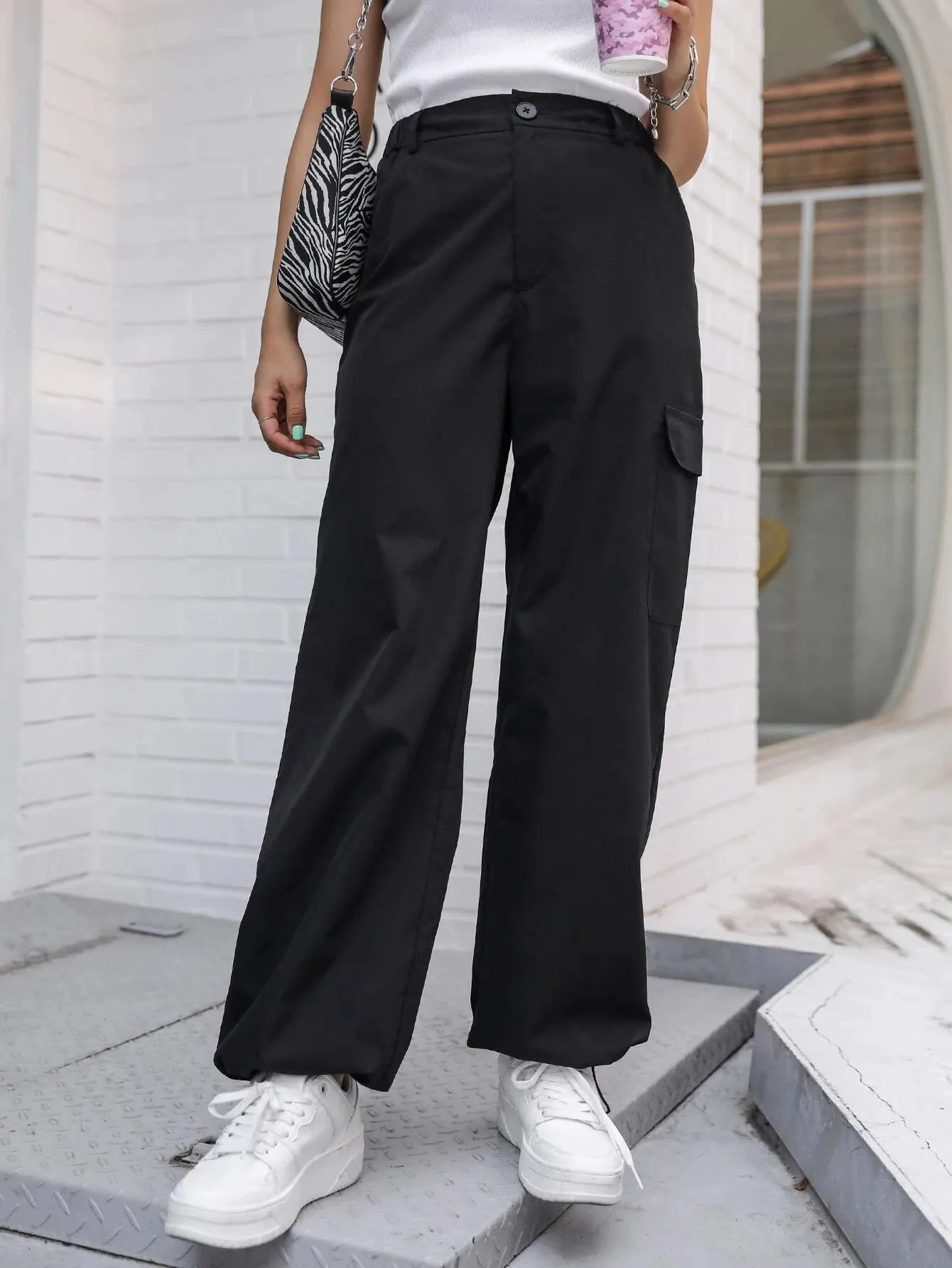 Flap Pocket Drawstring Cargo Pant
