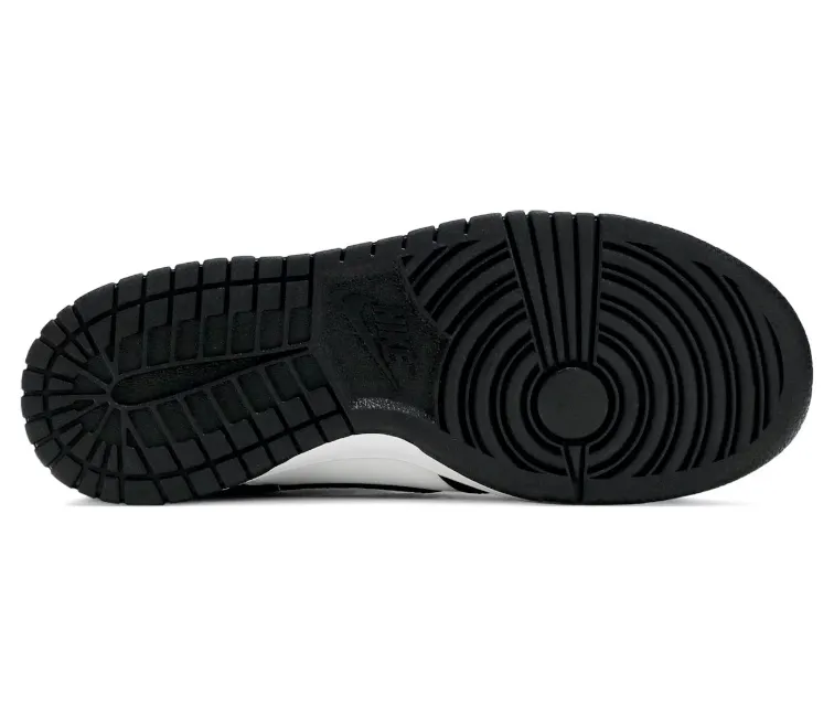 GS Nike Dunk Low (Panda)