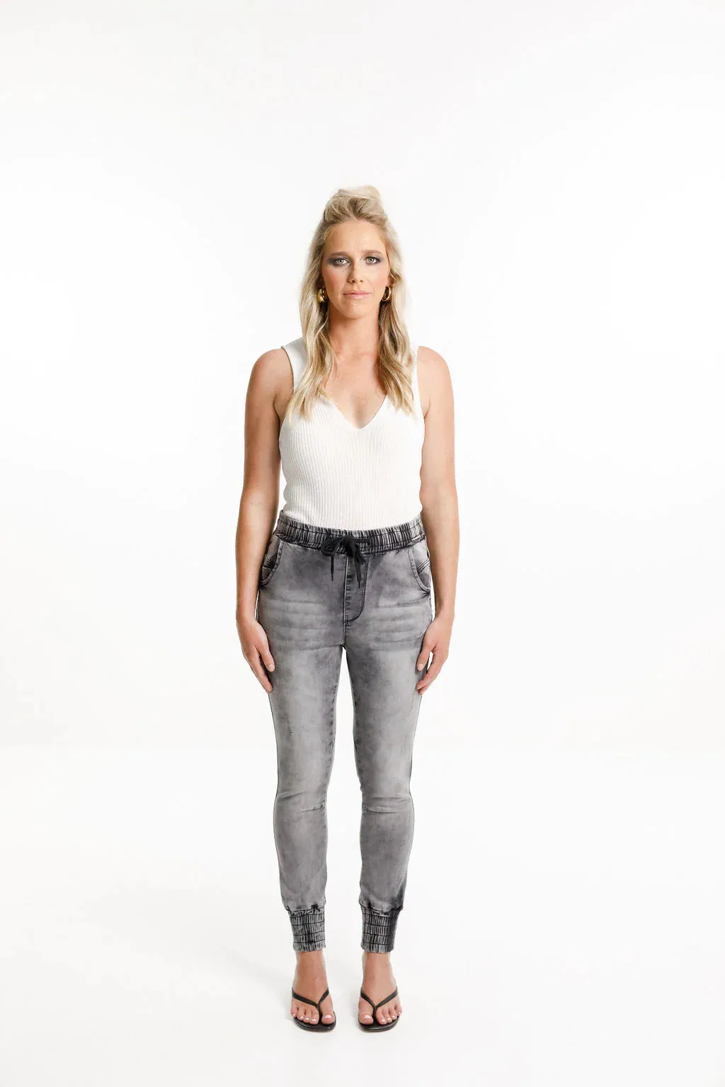 Home Lee Weekender Jeans Grey Wash