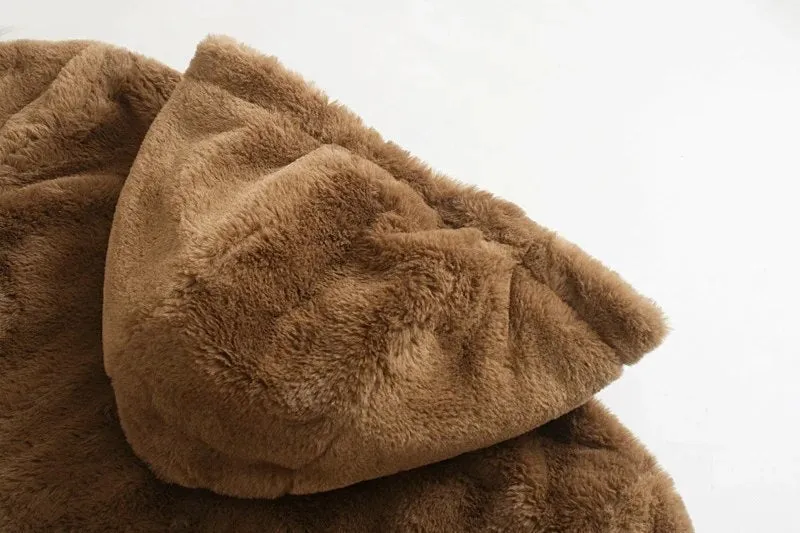 HOODED TEDDY COAT