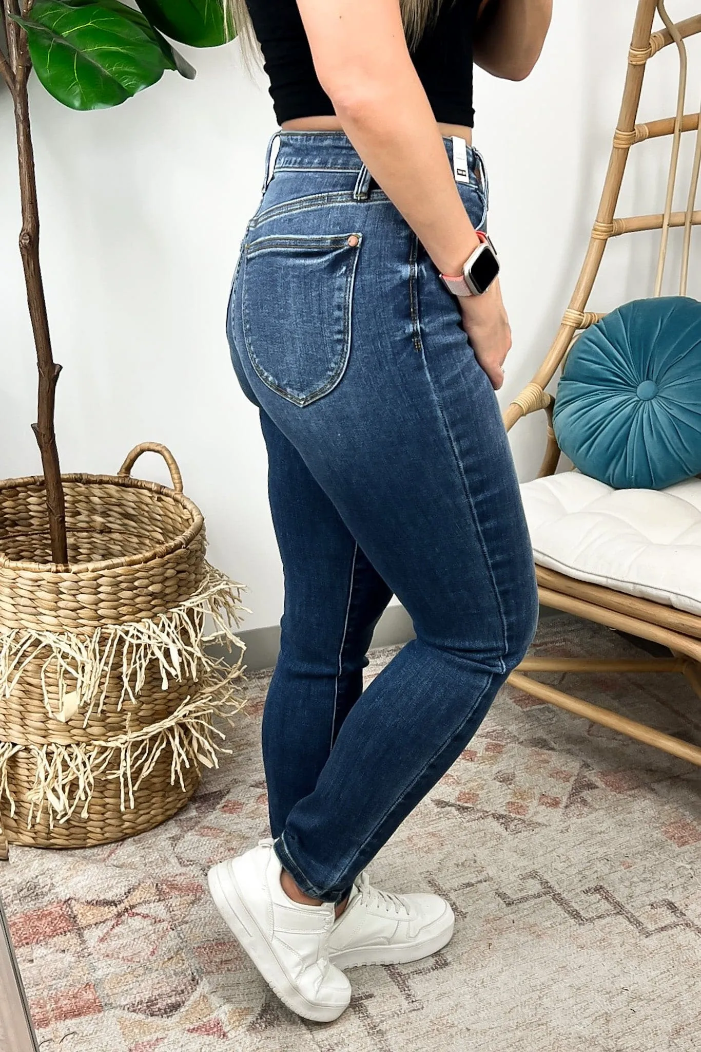 Kylie Slim Fit Stretch Jeans - Judy Blue