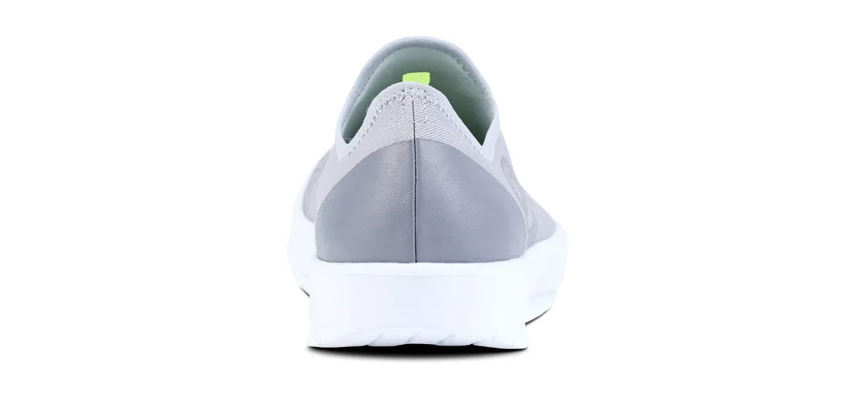 Men's OOmg eeZee Low Shoe - White Gray (SALE)