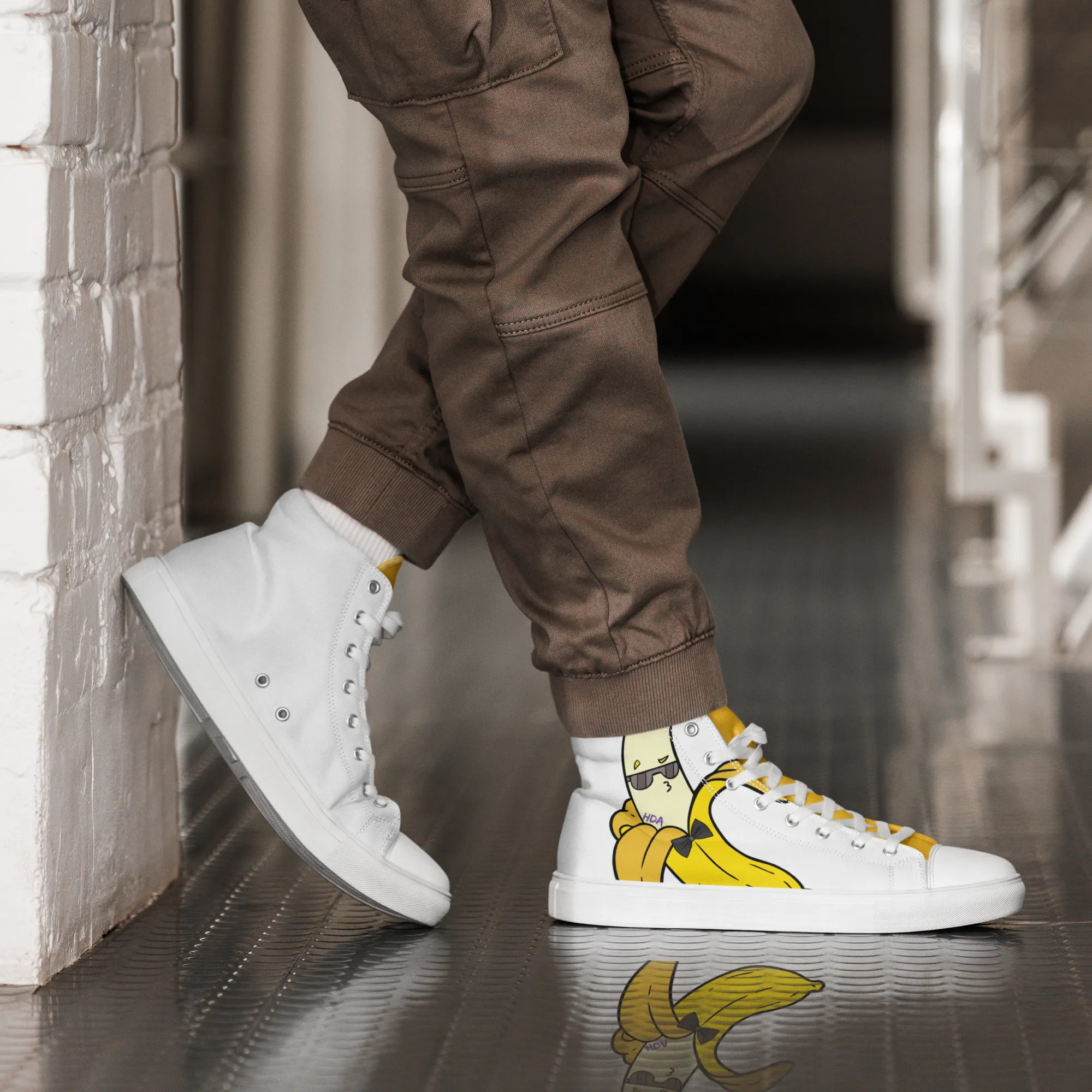 Mr. Dandy Men’s high top canvas shoes