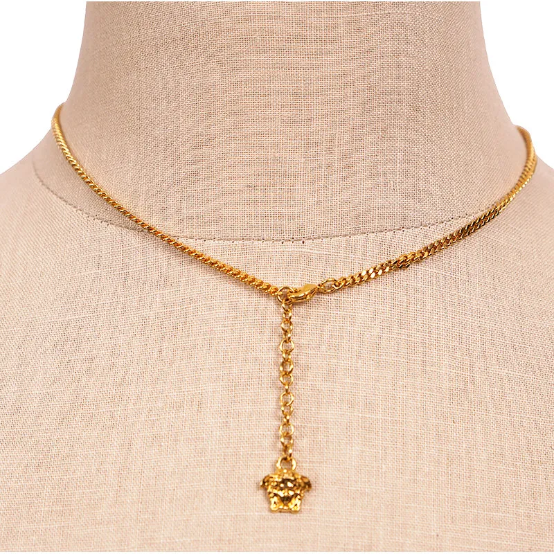NEW $650 VERSACE RUNWAY Tribute WESTERN HORSESHOE MEDUSA LOGO Charm NECKLACE NIB