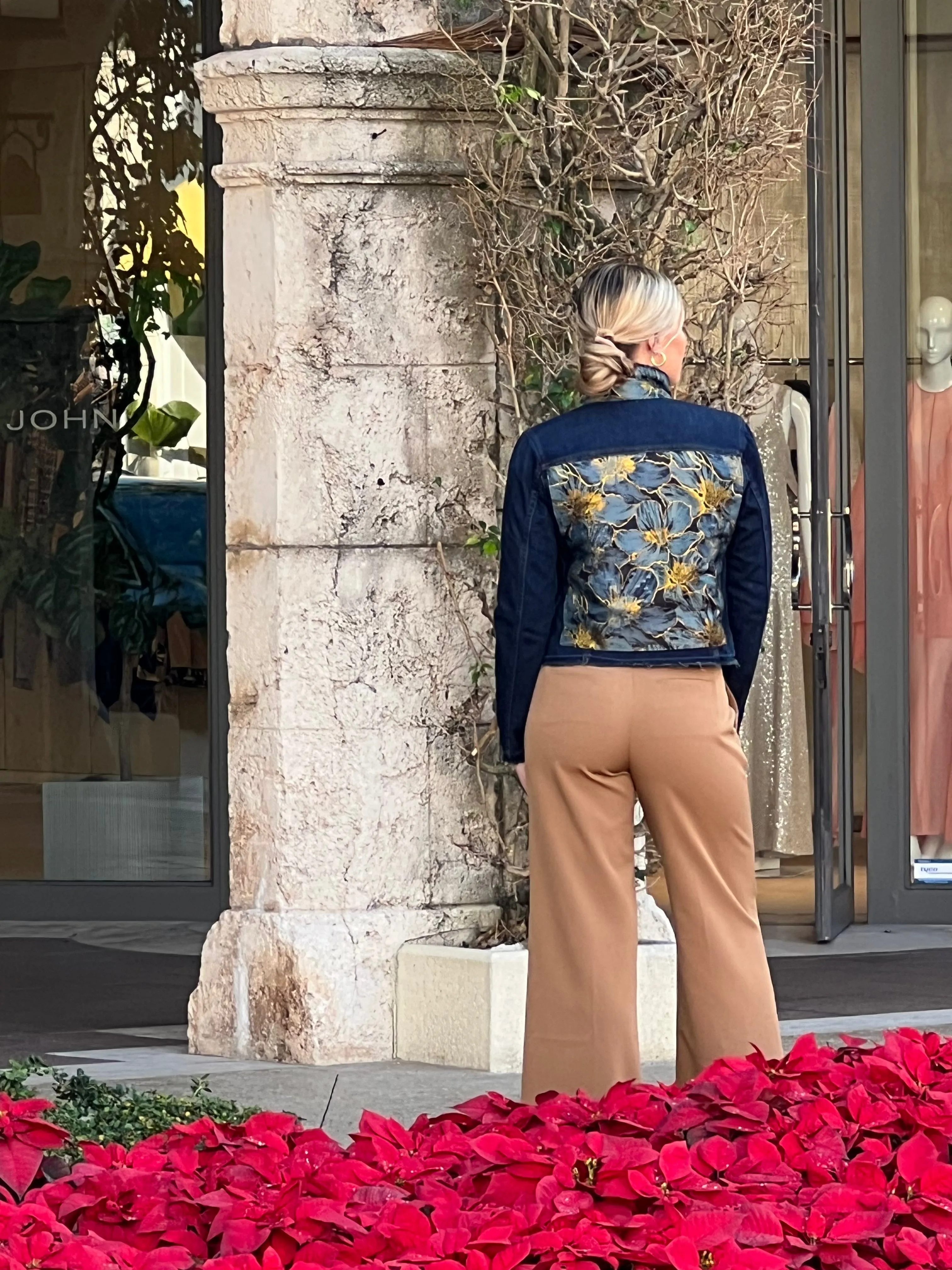 The Dark Denim Jacket / Denim Blue Flower with Gold