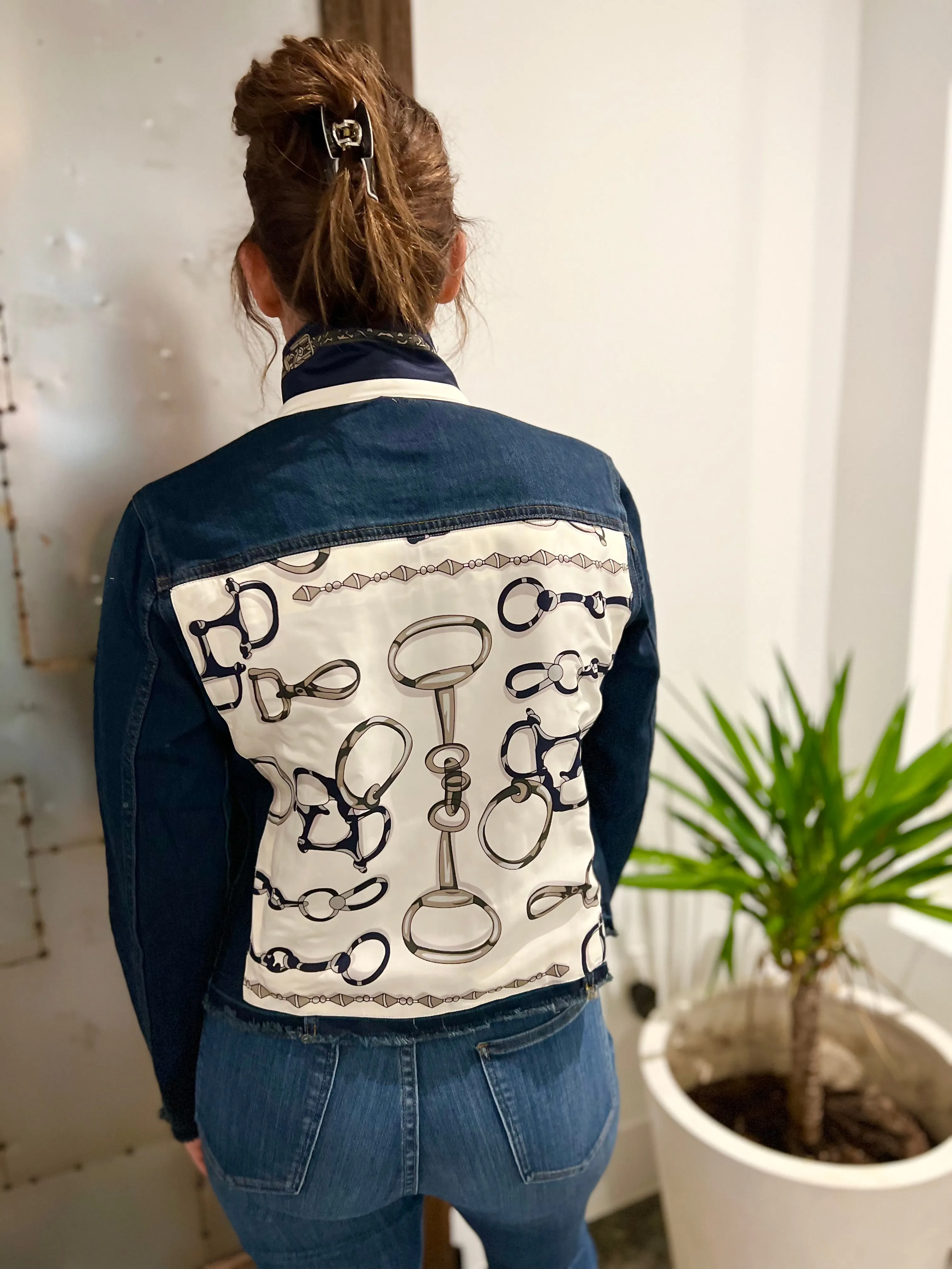 The Dark Denim Jacket / Navy Bit