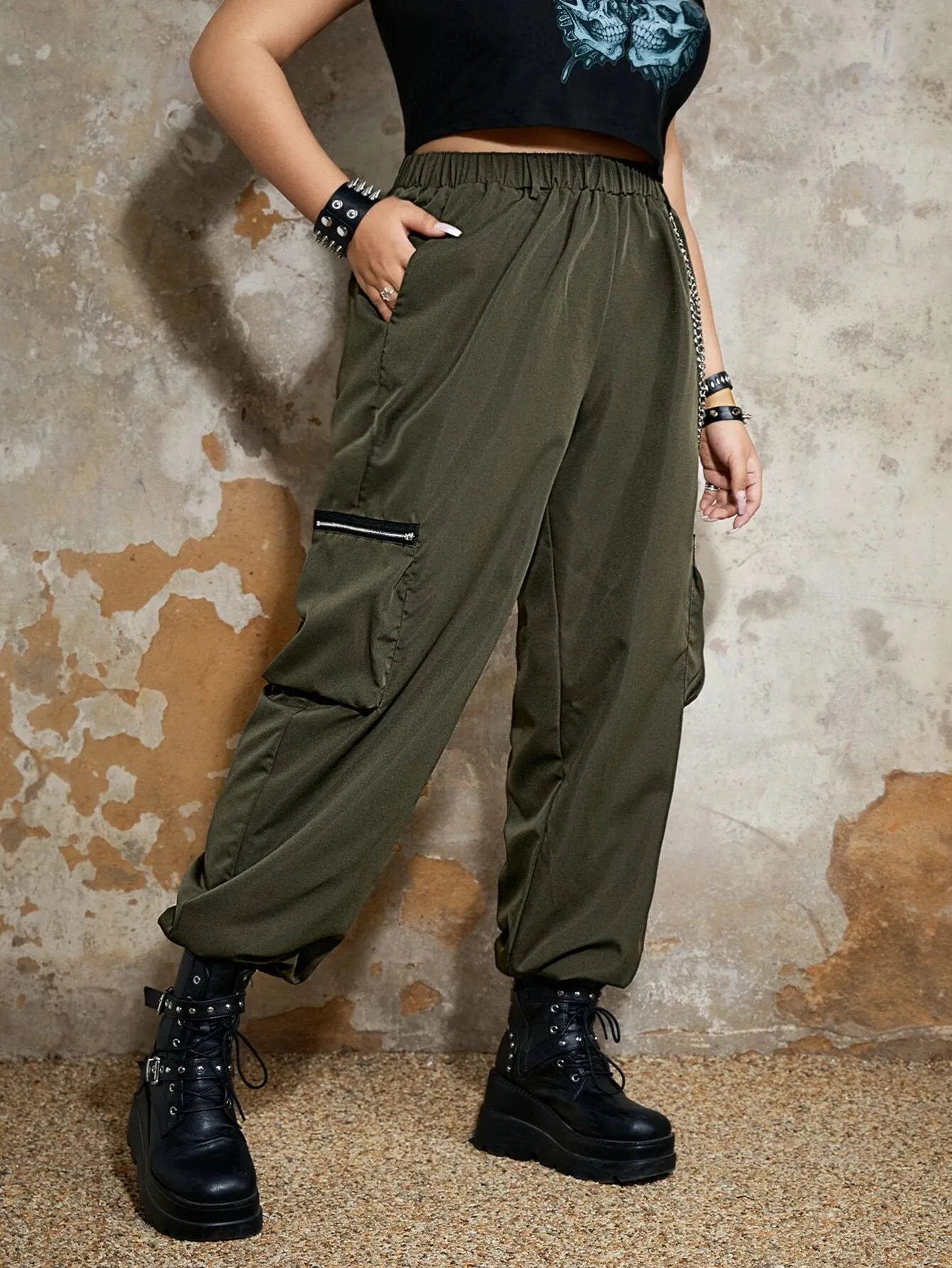 Zip Pocket Side Cargo Pants