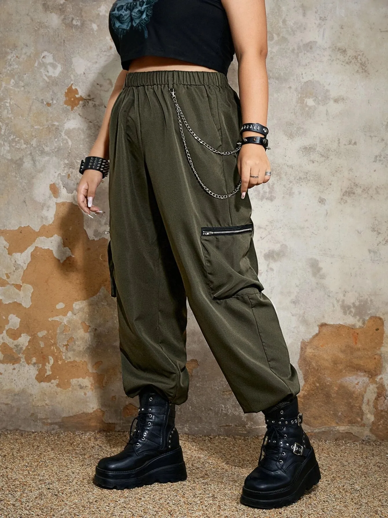 Zip Pocket Side Cargo Pants