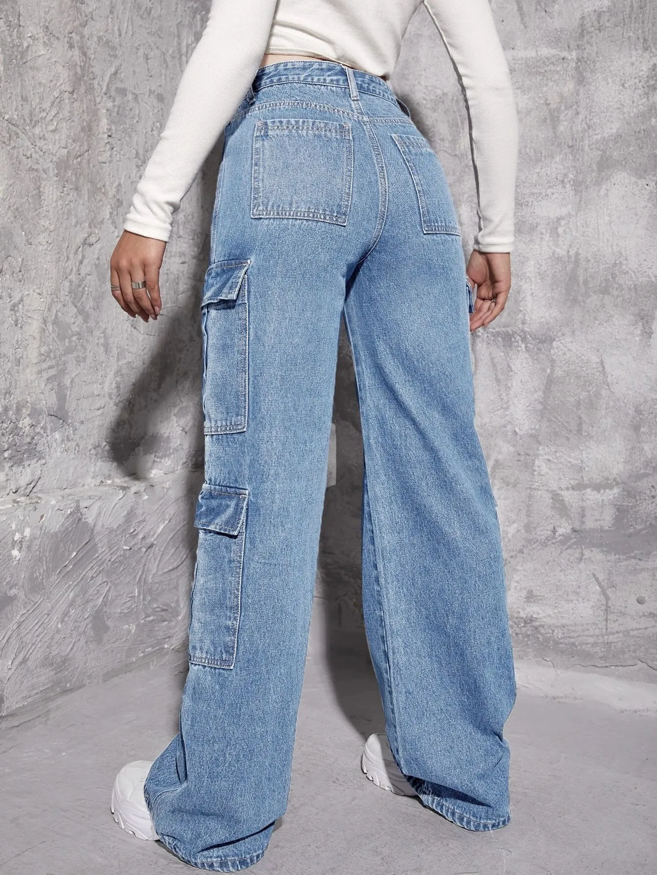 Zipper Flap Pocket Cargo Jean