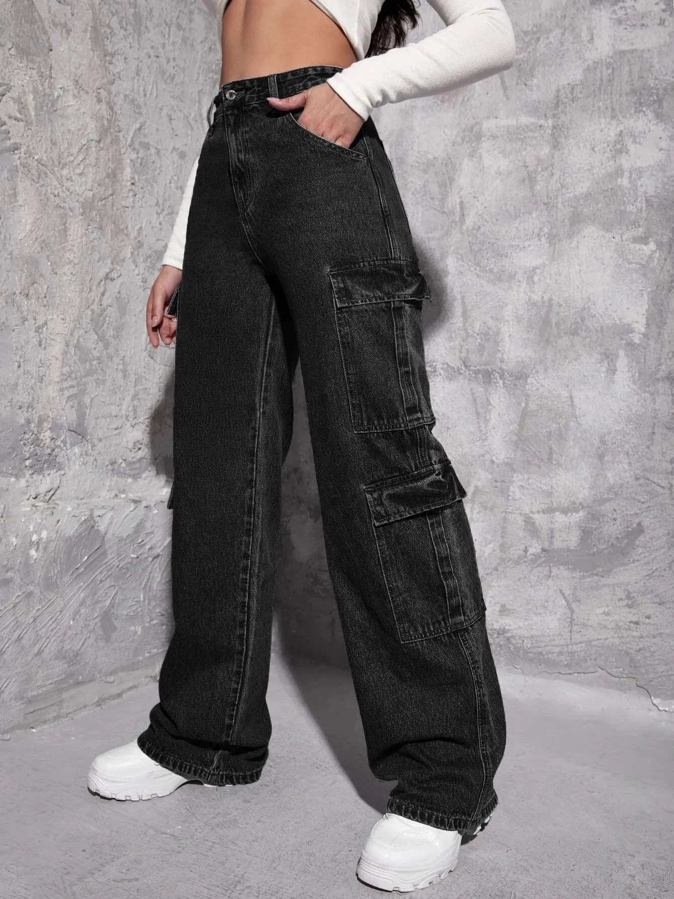 Zipper Flap Pocket Cargo Jean